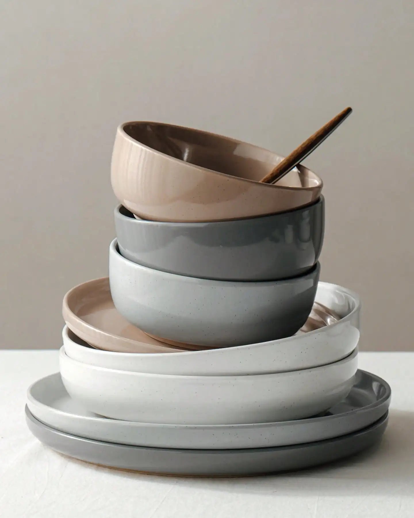 Nordic Modern 12-Piece Dinnerware Set